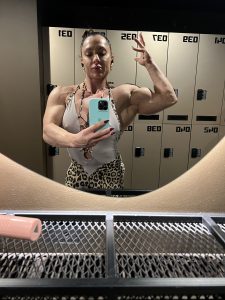 Nina Muscle Muse Muscle worship