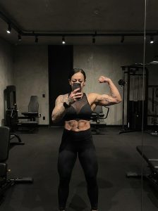 muscle worship in the USA