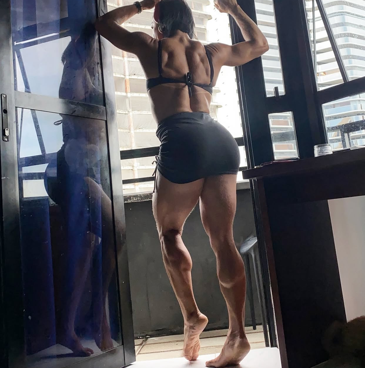 Female bodybuilder muscle worship session Miami FL — girls with muscle