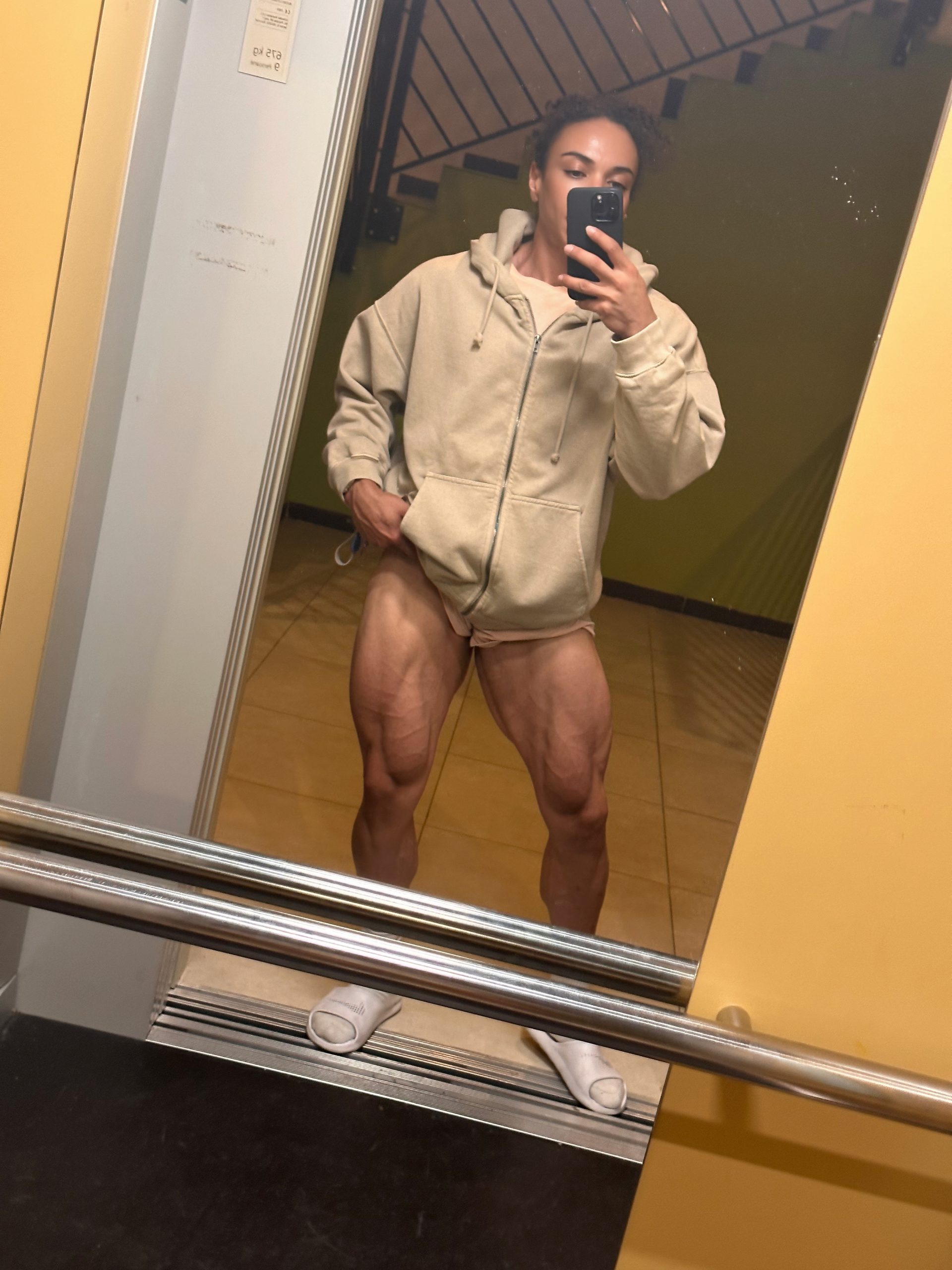 FBB muscle admiration session San Francisco — female bodybuilder wrestling