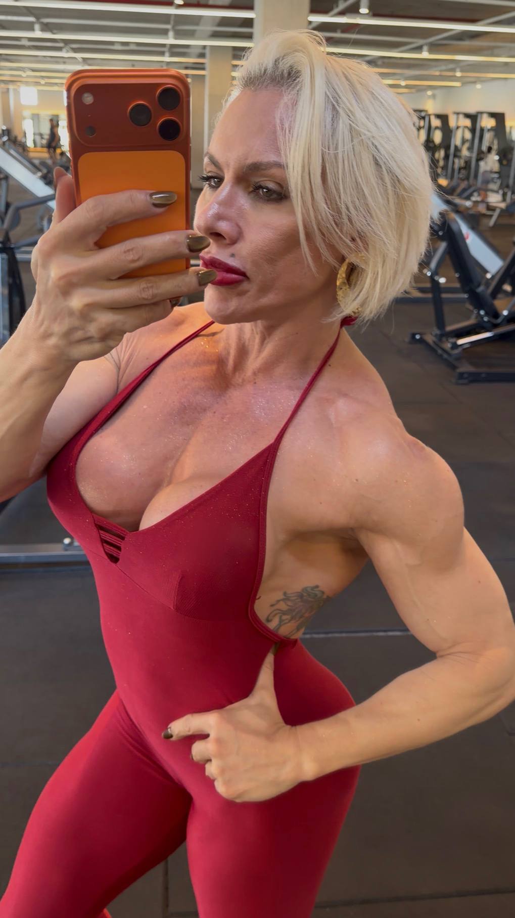 female wrestler competitive mixed wrestling session USA — mixed wrestling female vs male wrestling girlswithmuscle girls with muscle session wrestling FBB
