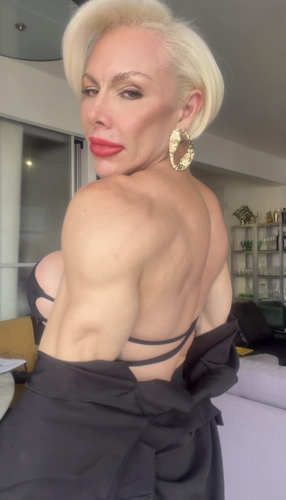 FBB domination worship Denver — female bodybuilder escort muscle girl escort Denver CO wrestling sessions