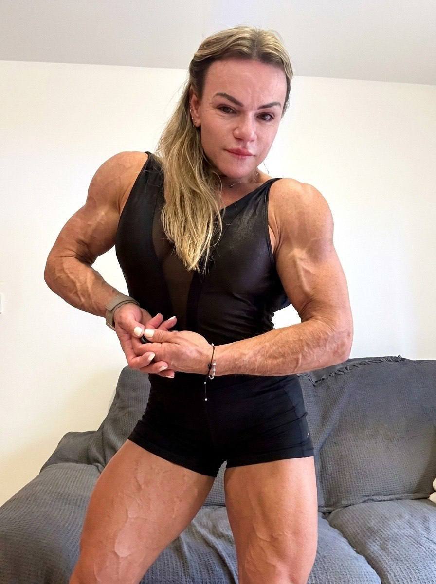 Muscle mommy escorts Atlanta FBB escorts muscle girl escorts — female domination muscle worship Atlanta, Georgia